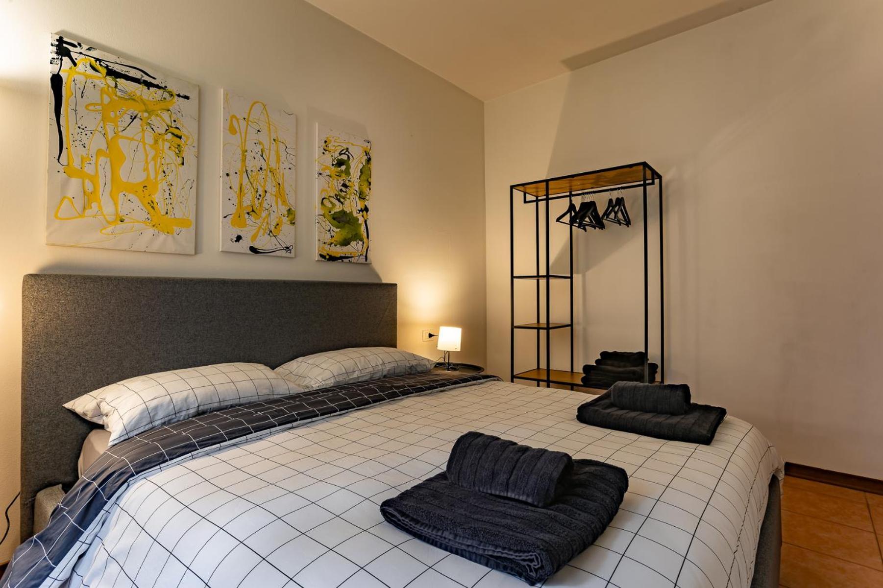 Appartement Casa Paris à Sale Marasino Extérieur photo